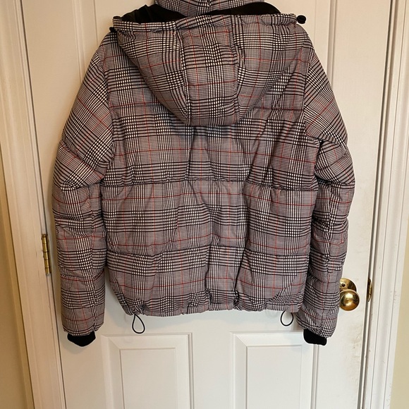 Plaid puffer coat - Picture 2 of 3